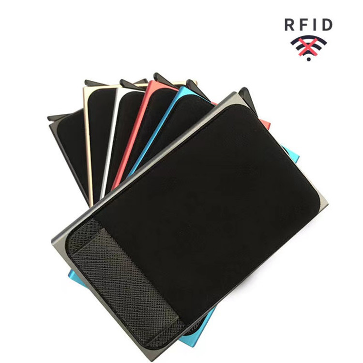 自动弹出 RFID 铝制钱包，带弹性后袋